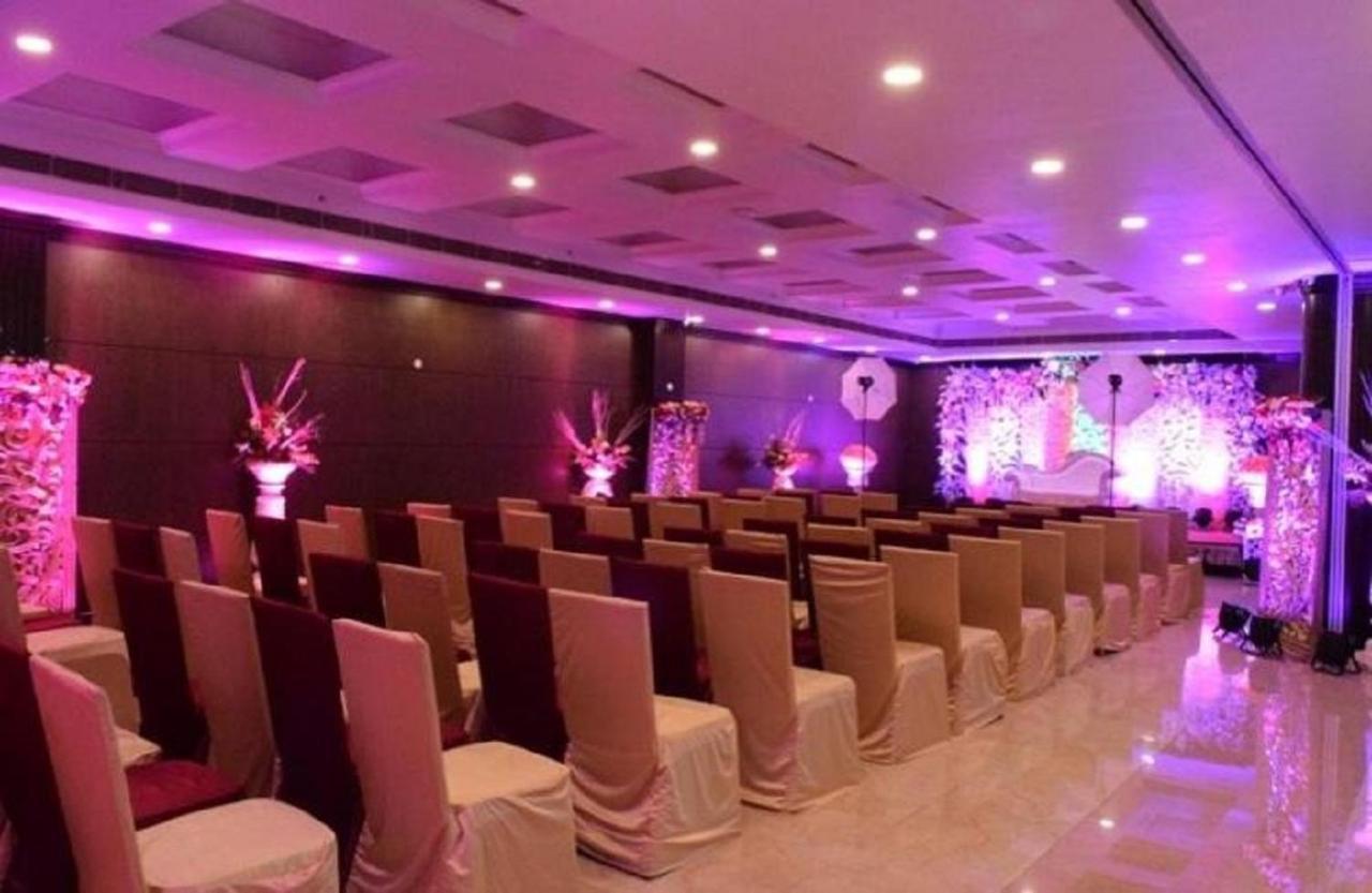 โรงแรม อทิติ กูวาฮาติ ภายนอก รูปภาพ